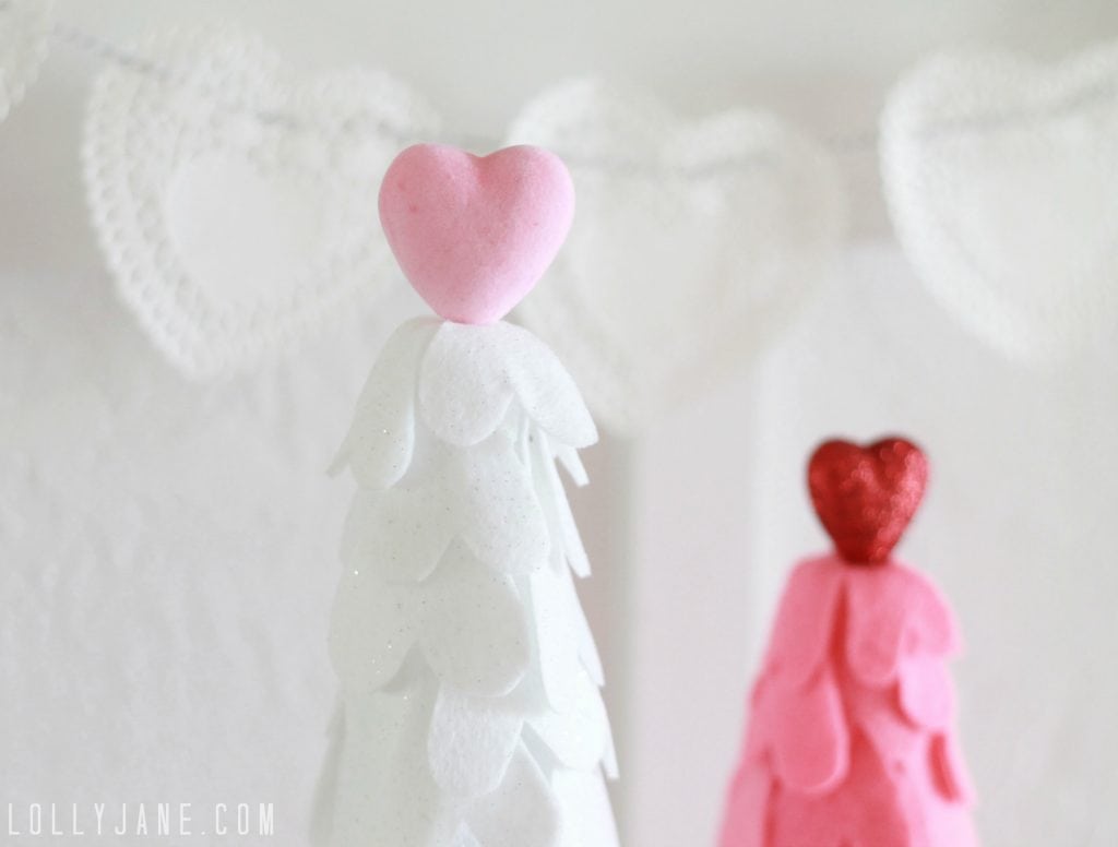 felt heart Valentine trees