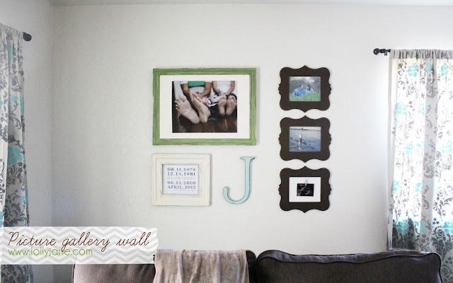 Picture gallery wall