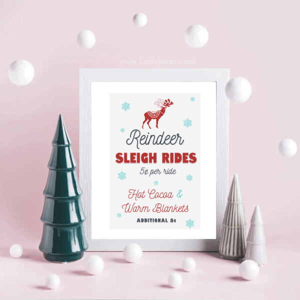 Download this reindeer art print, so cute for the holidays! Love this 8x10 Christmas art printable, so easy to decorate: just print and frame! #reindeerart #freeprintable #christmasprint #christmasfreeprintableart #christmasdecor #christmasartidea #freechristmasart
